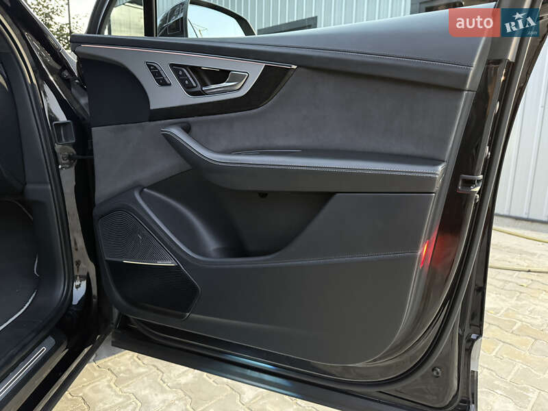 Внедорожник / Кроссовер Audi Q7 2016 в Ровно фото 76 Внедорожник / Кроссовер Audi Q7 2016 в Ровно