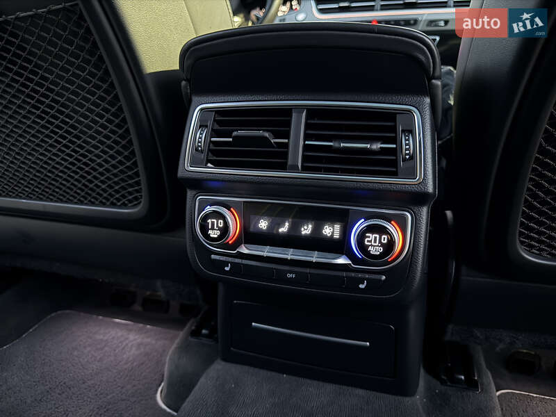 Внедорожник / Кроссовер Audi Q7 2016 в Ровно фото 90 Внедорожник / Кроссовер Audi Q7 2016 в Ровно