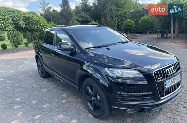 Позашляховик / Кросовер Audi Q7 2015 в 
