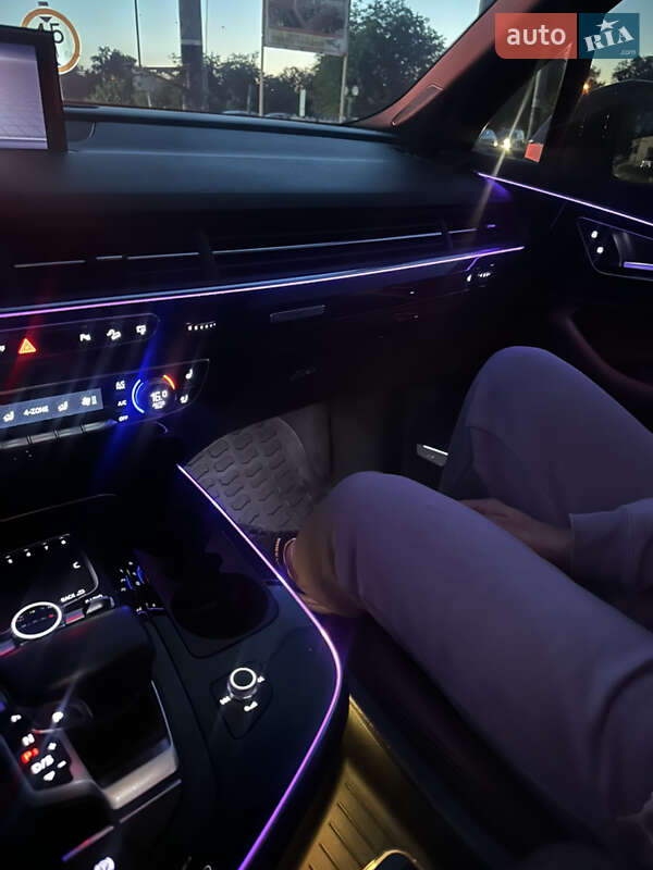 Внедорожник / Кроссовер Audi Q7 2016 в Полтаве фото 26 Внедорожник / Кроссовер Audi Q7 2016 в Полтаве
