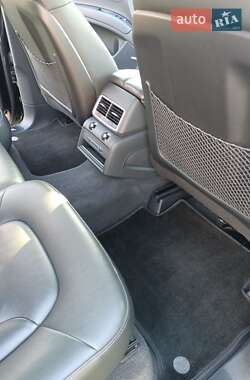 Позашляховик / Кросовер Audi Q7 2014 в 