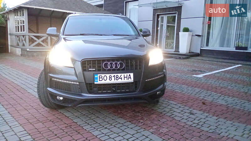 Позашляховик / Кросовер Audi Q7 2015 в Тернополі