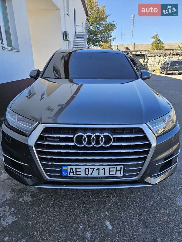 Внедорожник / Кроссовер Audi Q7 2018 в Днепре фото 3 Внедорожник / Кроссовер Audi Q7 2018 в Днепре