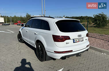 Позашляховик / Кросовер Audi Q7 2015 в Києві