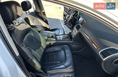 Внедорожник / Кроссовер Audi Q7 2015 в 