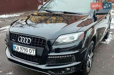 Внедорожник / Кроссовер Audi Q7 2013 в 