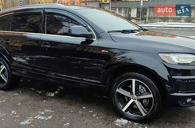 Внедорожник / Кроссовер Audi Q7 2013 в 