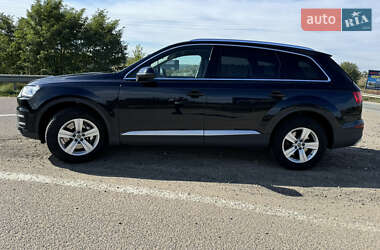 Внедорожник / Кроссовер Audi Q7 2016 в 