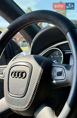 Внедорожник / Кроссовер Audi Q7 2010 в 