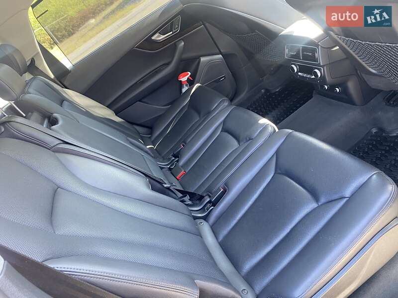 Внедорожник / Кроссовер Audi Q7 2017 в Днепре фото 16 Внедорожник / Кроссовер Audi Q7 2017 в Днепре