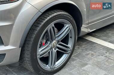 Позашляховик / Кросовер Audi Q7 2013 в 