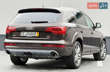 Позашляховик / Кросовер Audi Q7 2011 в 