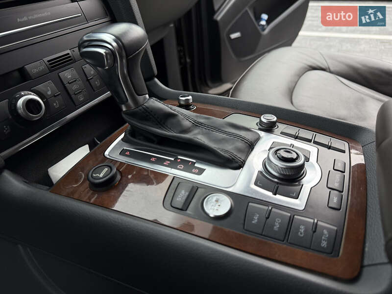 Внедорожник / Кроссовер Audi Q7 2011 в Ровно