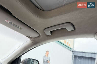 Позашляховик / Кросовер Audi Q7 2011 в 