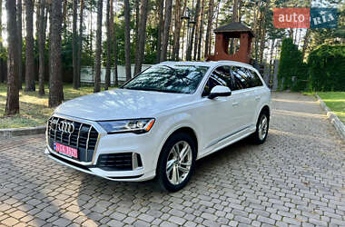Внедорожник / Кроссовер Audi Q7 2020 в 