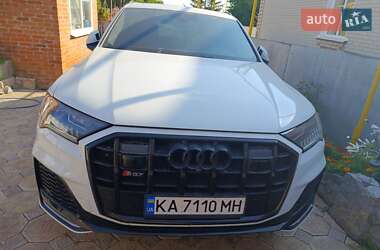 Внедорожник / Кроссовер Audi Q7 2021 в 