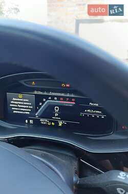 Внедорожник / Кроссовер Audi Q7 2021 в 