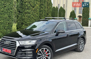 Внедорожник / Кроссовер Audi Q7 2017 в 