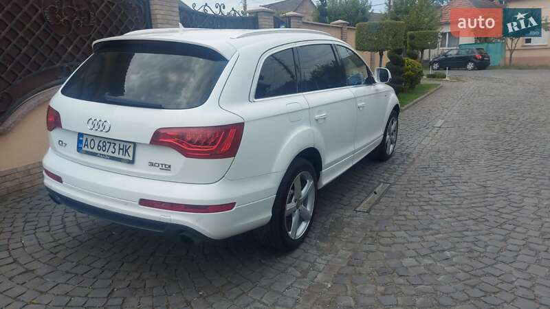 Позашляховик / Кросовер Audi Q7 2010 в Мукачевому