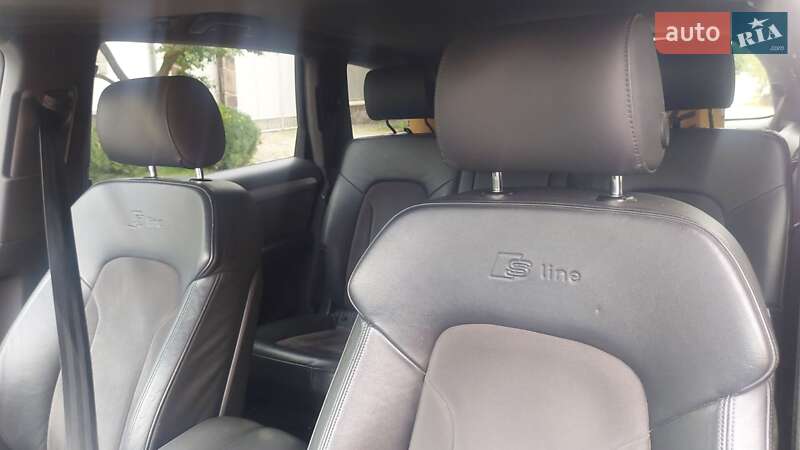 Позашляховик / Кросовер Audi Q7 2010 в Мукачевому
