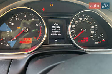 Позашляховик / Кросовер Audi Q7 2010 в 