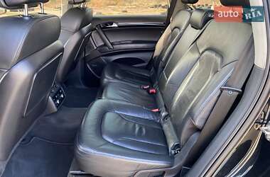 Внедорожник / Кроссовер Audi Q7 2006 в 