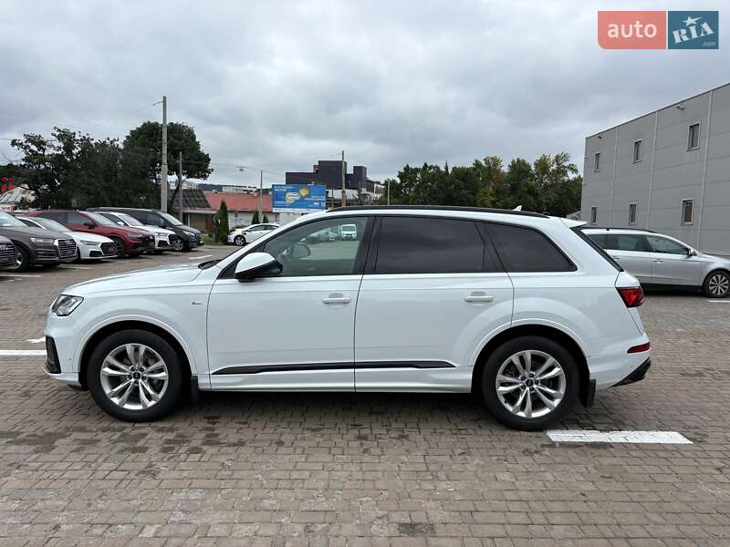 Позашляховик / Кросовер Audi Q7 2021 в Львові