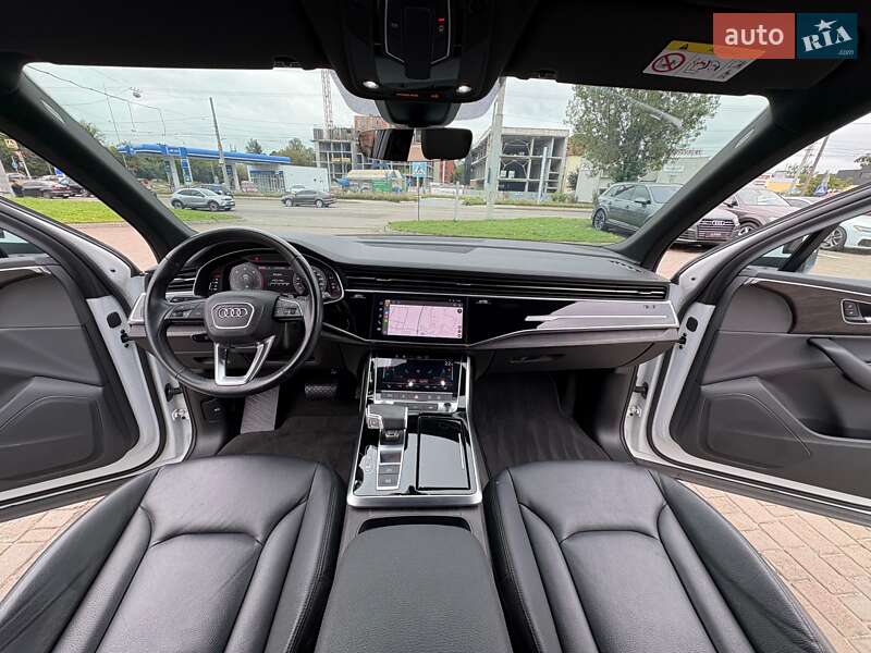 Позашляховик / Кросовер Audi Q7 2021 в Львові