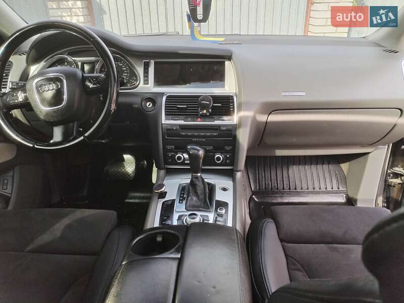Внедорожник / Кроссовер Audi Q7 2007 в Вышгороде фото 13 Внедорожник / Кроссовер Audi Q7 2007 в Вышгороде