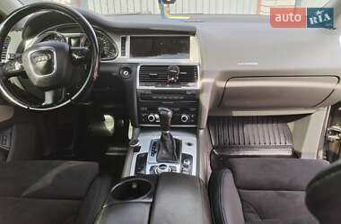 Позашляховик / Кросовер Audi Q7 2007 в 