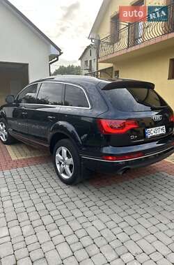 Позашляховик / Кросовер Audi Q7 2012 в 