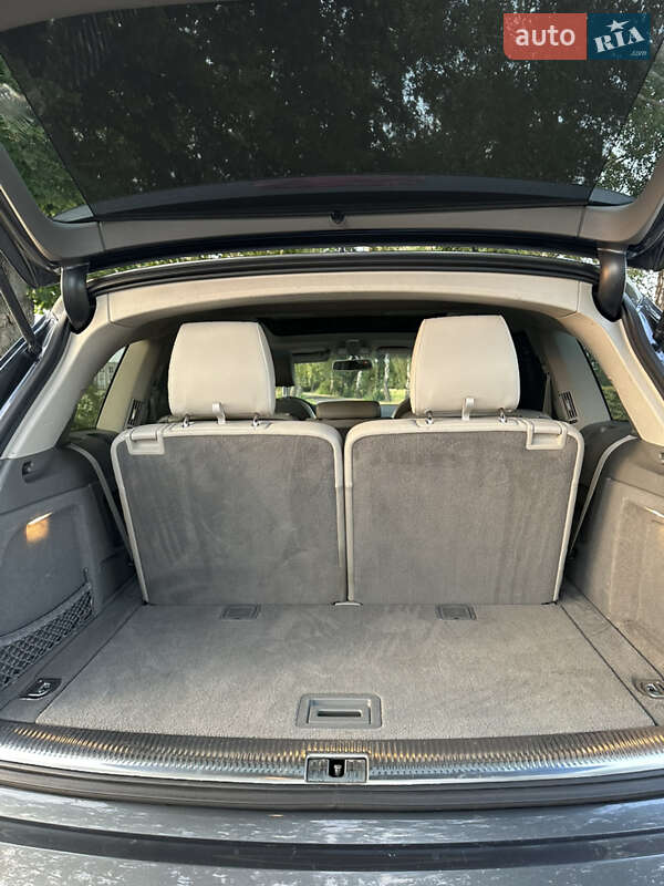 Позашляховик / Кросовер Audi Q7 2013 в Володимирі фото 12 Позашляховик / Кросовер Audi Q7 2013 в Володимирі