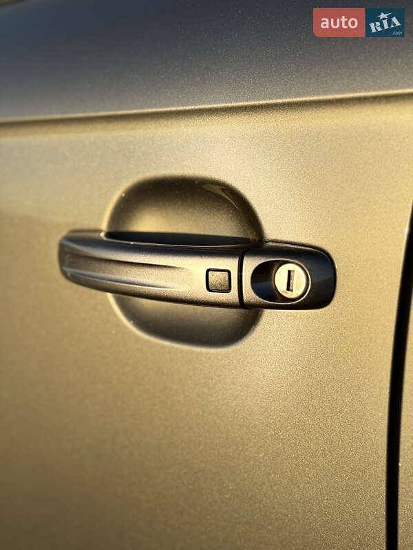 Позашляховик / Кросовер Audi Q7 2014 в Києві