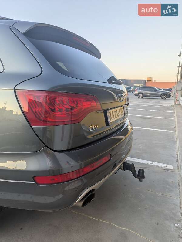 Внедорожник / Кроссовер Audi Q7 2015 в Броварах