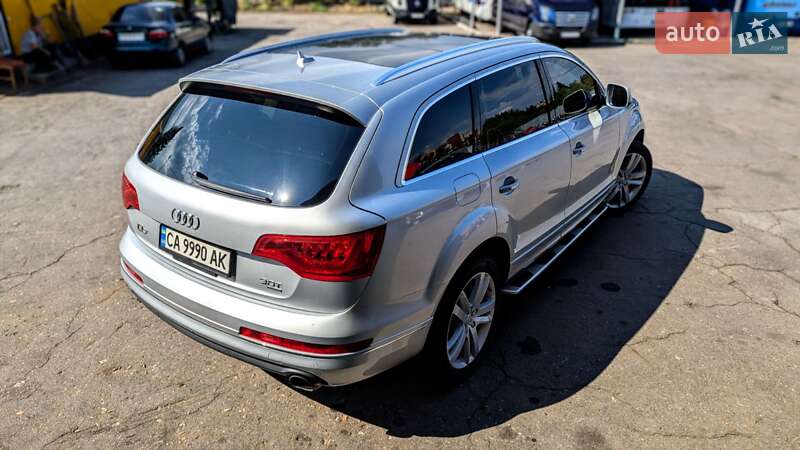 Внедорожник / Кроссовер Audi Q7 2015 в Черкассах
