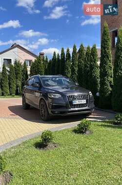 Внедорожник / Кроссовер Audi Q7 2010 в 
