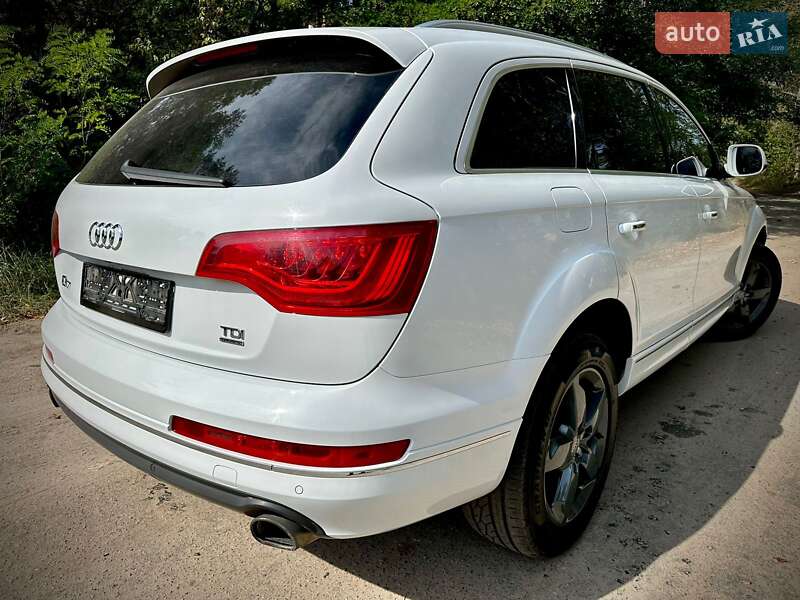 Позашляховик / Кросовер Audi Q7 2013 в Полтаві фото 15 Позашляховик / Кросовер Audi Q7 2013 в Полтаві