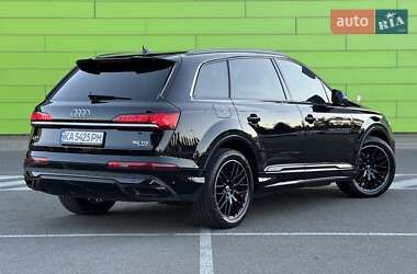 Внедорожник / Кроссовер Audi Q7 2020 в 