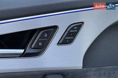 Внедорожник / Кроссовер Audi Q7 2020 в 