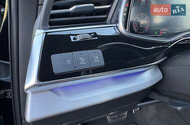 Внедорожник / Кроссовер Audi Q7 2020 в 
