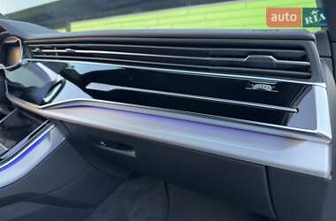 Внедорожник / Кроссовер Audi Q7 2020 в 