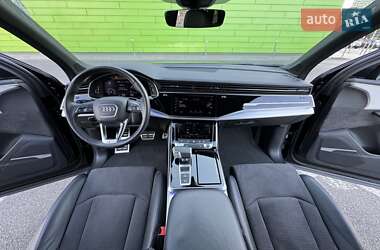 Внедорожник / Кроссовер Audi Q7 2020 в 