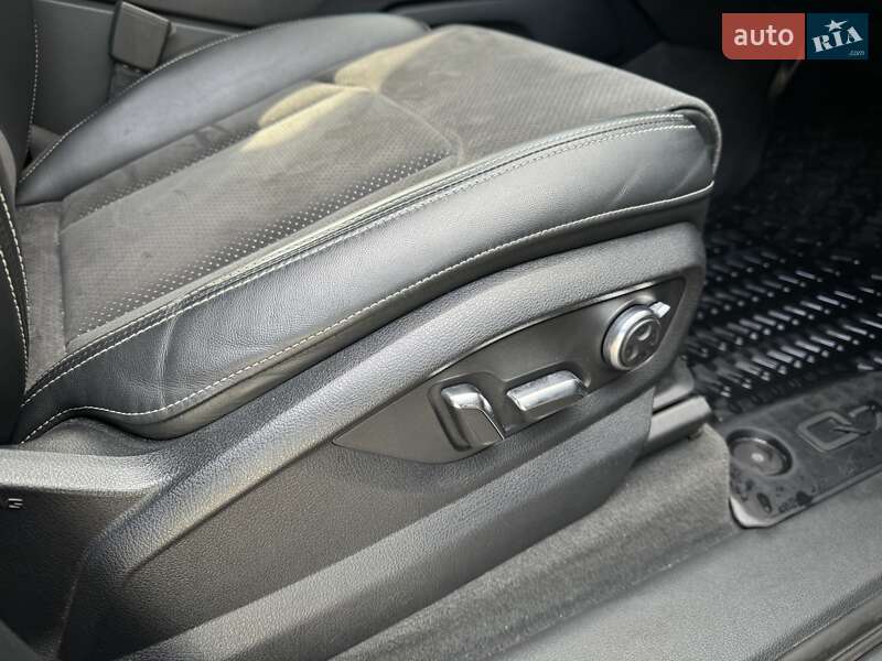 Внедорожник / Кроссовер Audi Q7 2018 в Киеве