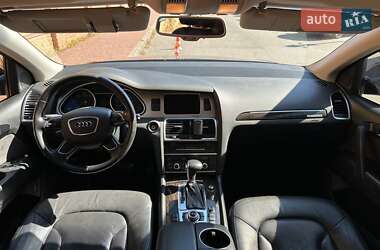 Внедорожник / Кроссовер Audi Q7 2011 в 