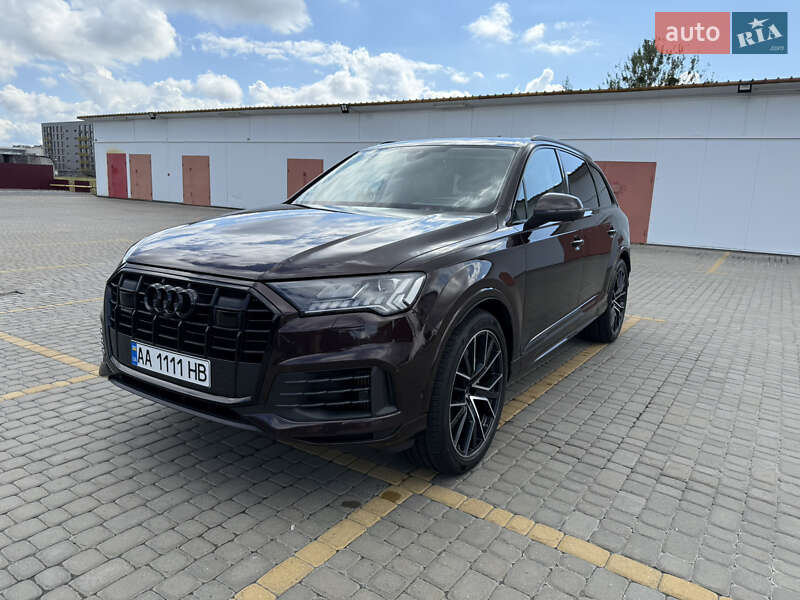 Позашляховик / Кросовер Audi Q7 2022 в Львові