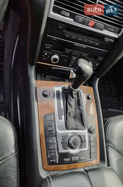 Внедорожник / Кроссовер Audi Q7 2006 в 