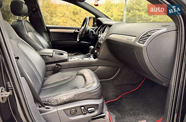 Внедорожник / Кроссовер Audi Q7 2010 в 