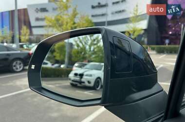 Позашляховик / Кросовер Audi Q7 2020 в 