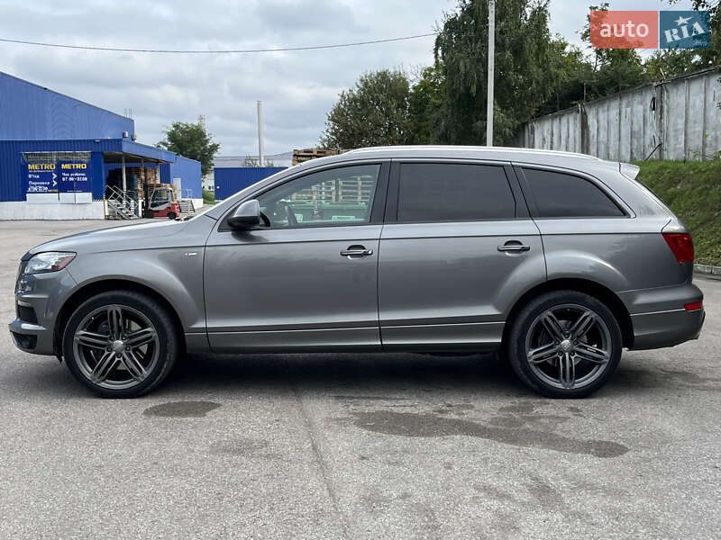 Позашляховик / Кросовер Audi Q7 2014 в Львові