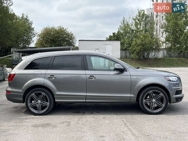 Позашляховик / Кросовер Audi Q7 2014 в Львові